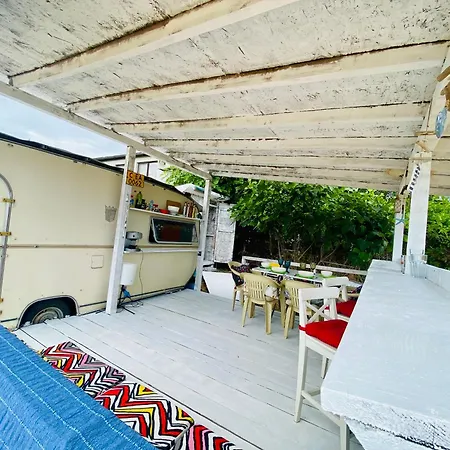 каравана в * סינמורץ