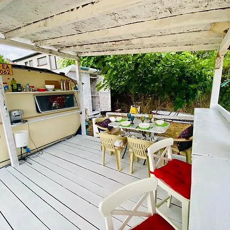 каравана в סינמורץ